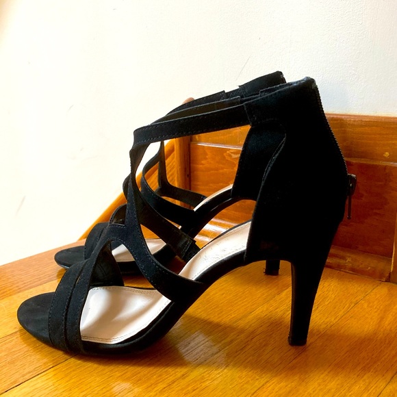 Black Kelly & Katie Strappy Heels Size 8 - Picture 3 of 5